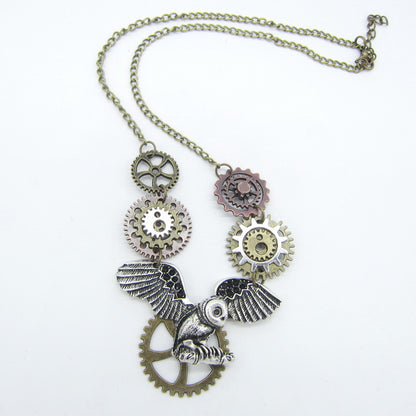 Steampunk-Eulenanhänger