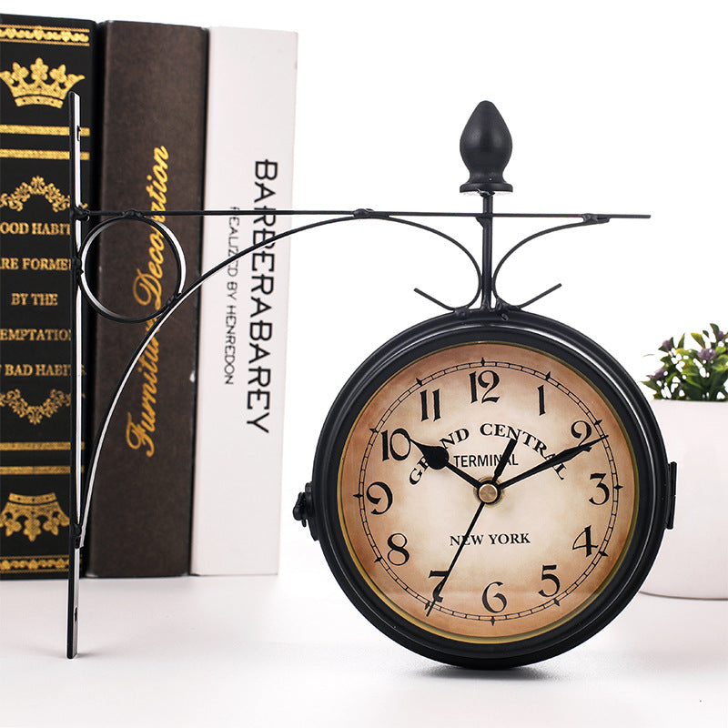 Steampunk-Retro-Uhrstation