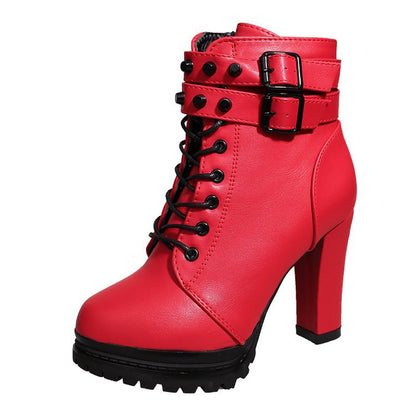 Retro-Ankle-Boots mit hohem Absatz
