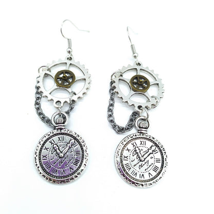 Steampunk-Ohrringe Uhr