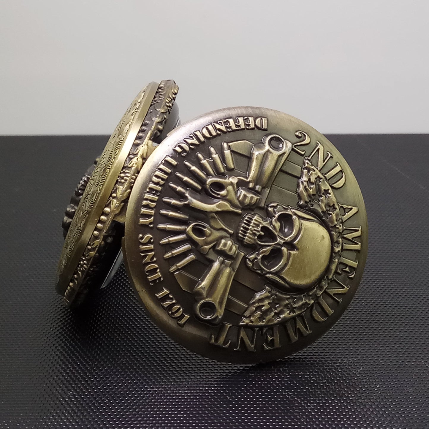 Totenkopf-Taschenuhr