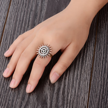 Steampunk-Ring in Blumenform