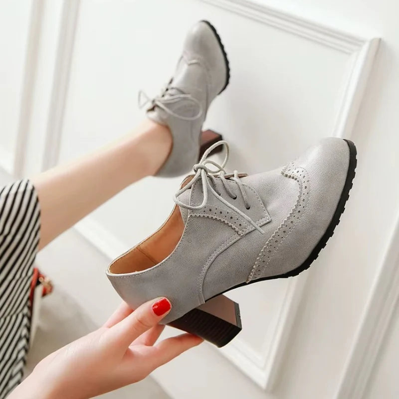 Damenschuhe im viktorianischen Stil