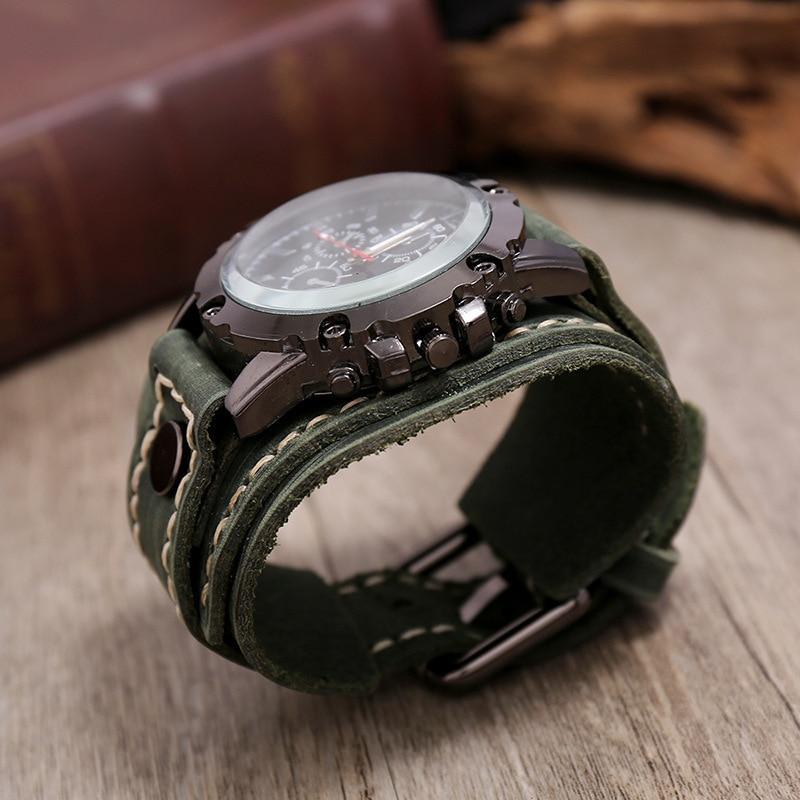 Uhr mit Lederarmband