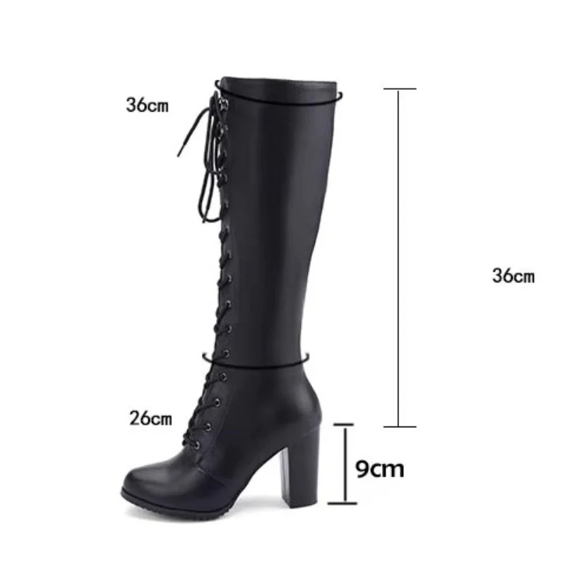 Hohe Schnürstiefel für Damen