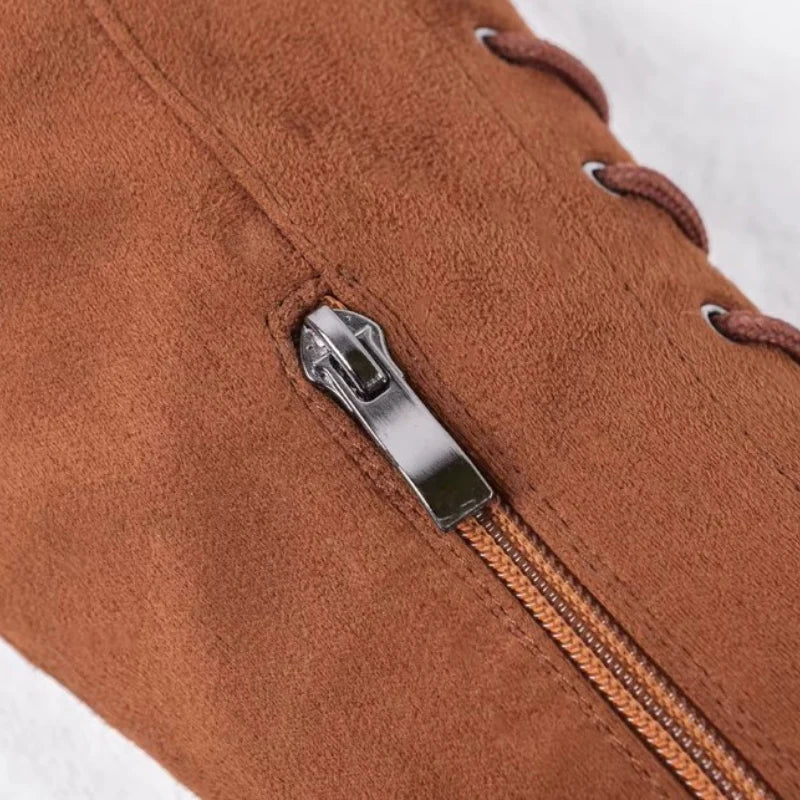 Hohe Schnürstiefel für Damen