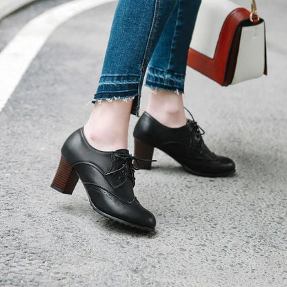Damenschuhe im viktorianischen Stil